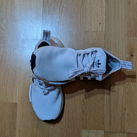 Adidas NMD_R1 Shoes - Picture 6 of 6